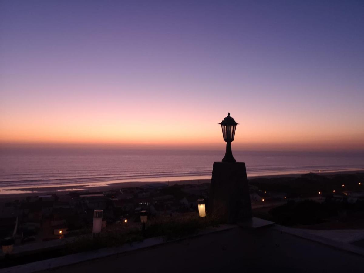 ホテル Fonte Da Telha Cliff House Aroeira  エクステリア 写真